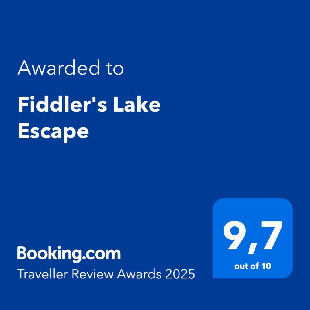Fiddler'S Lake Escape Gabarus Exteriör bild